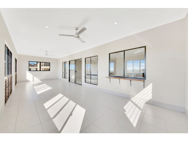 4 KOOWIN DRIVE, Kirkwood QLD 4680
