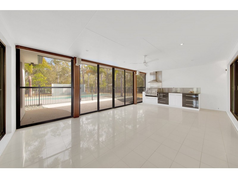 22 PARKSVILLE DRIVE, New Auckland QLD 4680