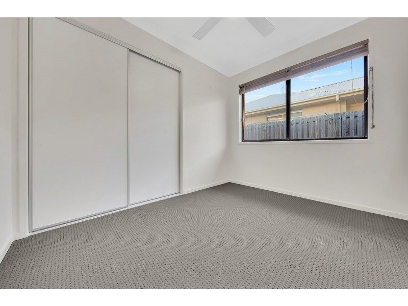 18 FLOREY PLACE, Kirkwood QLD 4680