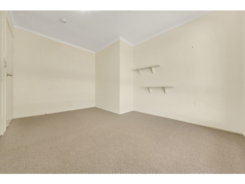 4 ILLAWONG COURT, Glen Eden QLD 4680