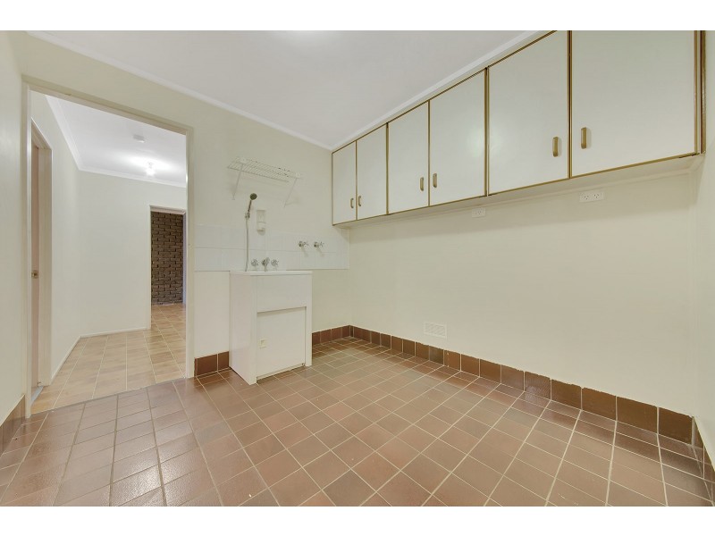 4 ILLAWONG COURT, Glen Eden QLD 4680
