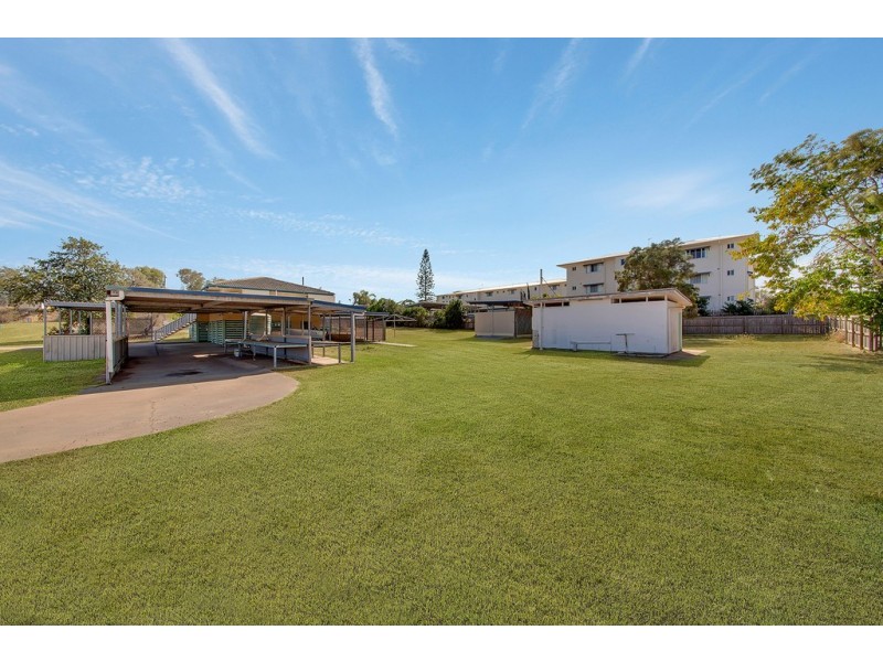 30-32 WOOD STREET, Barney Point QLD 4680