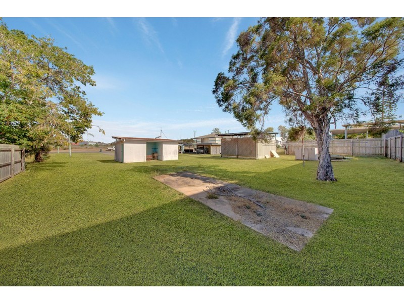 30-32 WOOD STREET, Barney Point QLD 4680