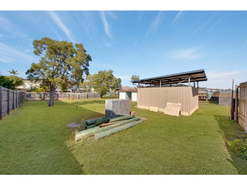 30-32 WOOD STREET, Barney Point QLD 4680