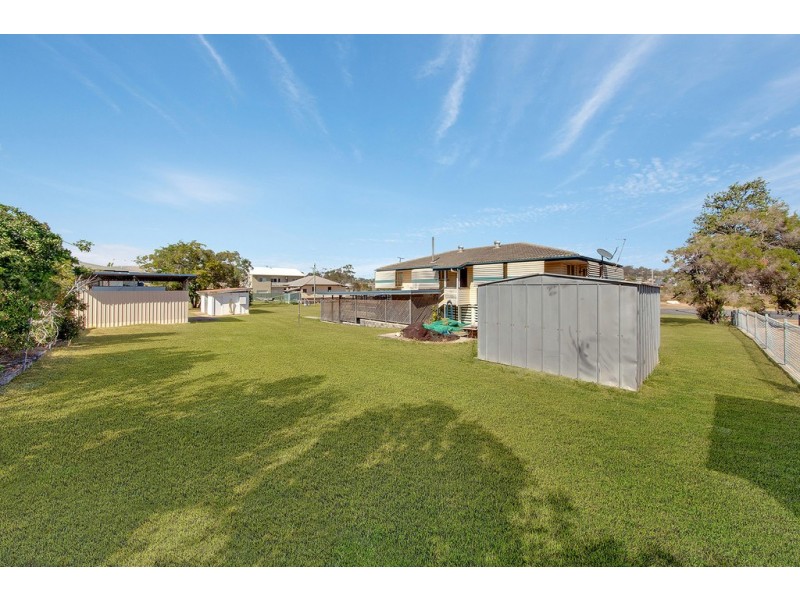 30-32 WOOD STREET, Barney Point QLD 4680