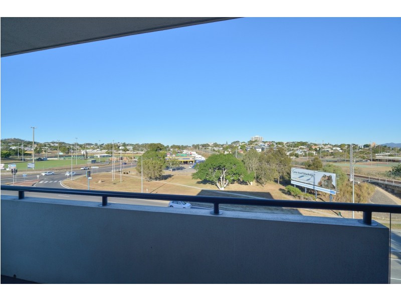 237/75 CENTRAL LANE, Gladstone QLD 4680