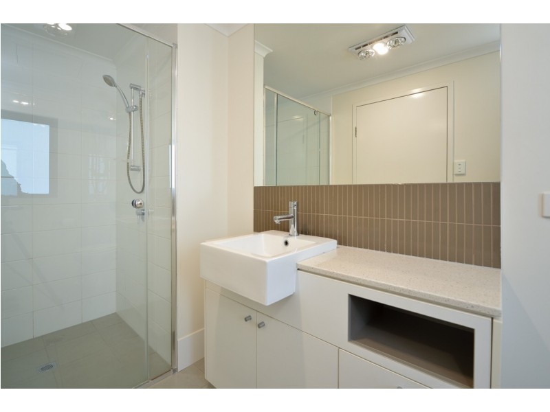 237/75 CENTRAL LANE, Gladstone QLD 4680