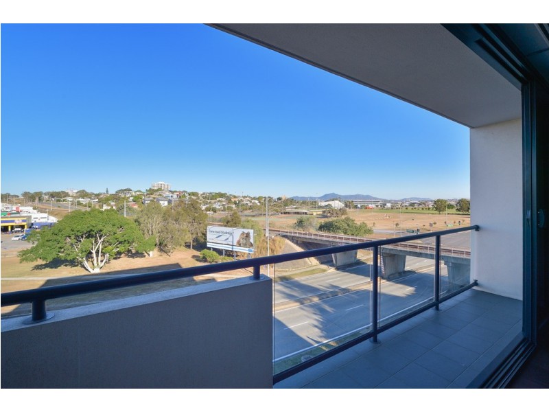 237/75 CENTRAL LANE, Gladstone QLD 4680