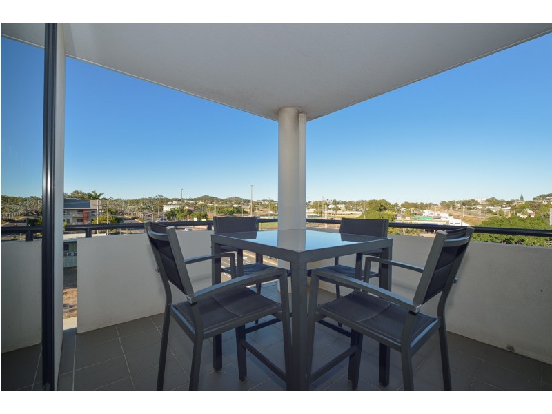 237/75 CENTRAL LANE, Gladstone QLD 4680