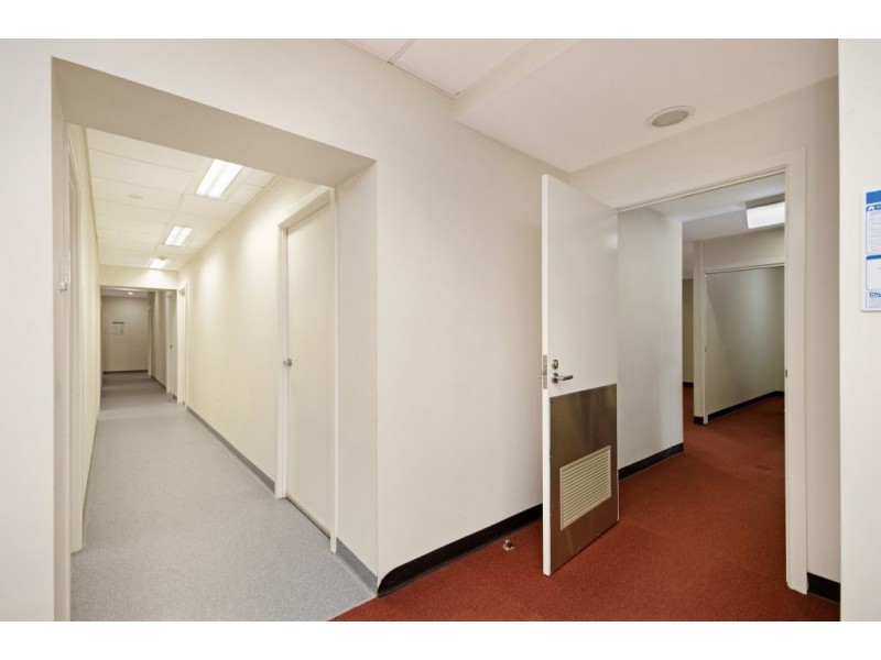 1 MANNING STREET, South Gladstone QLD 4680