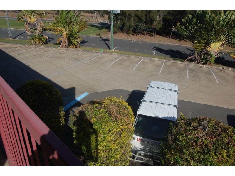 1 MANNING STREET, South Gladstone QLD 4680