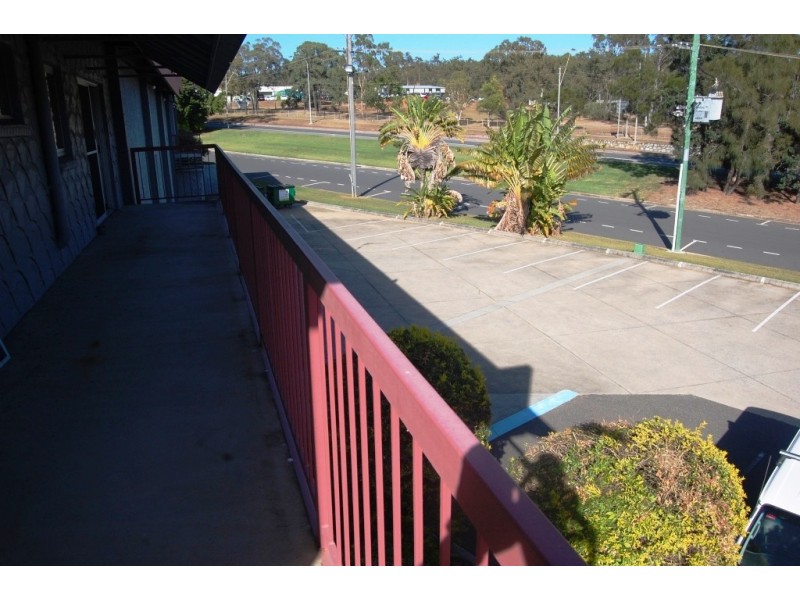 1 MANNING STREET, South Gladstone QLD 4680