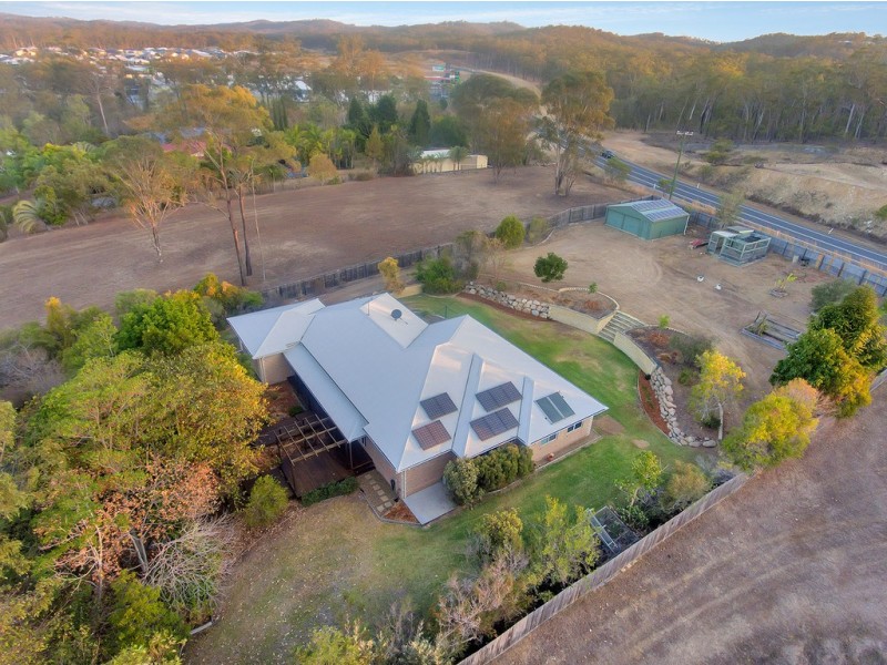 22 CARTHURBIE COURT, New Auckland QLD 4680