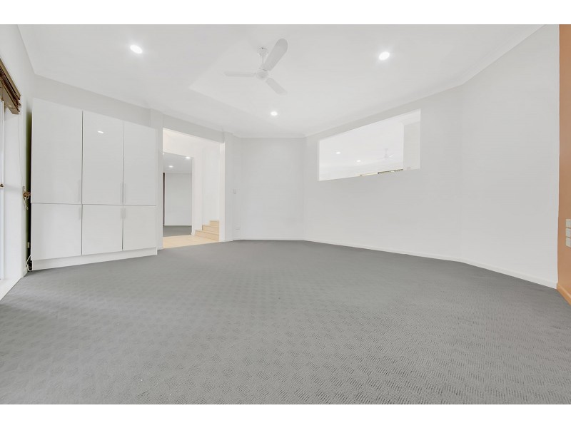 22 CARTHURBIE COURT, New Auckland QLD 4680