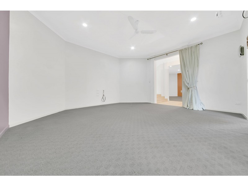 22 CARTHURBIE COURT, New Auckland QLD 4680