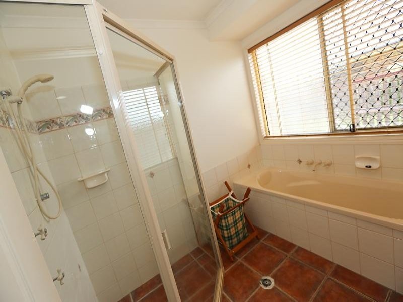 5 JAMES COURT, Telina QLD 4680