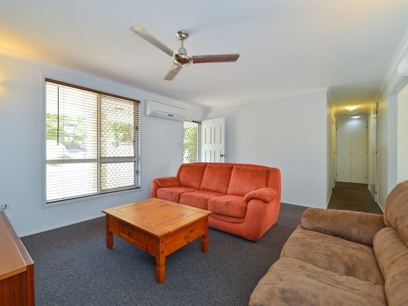 43 INTREPID STREET, Clinton QLD 4680