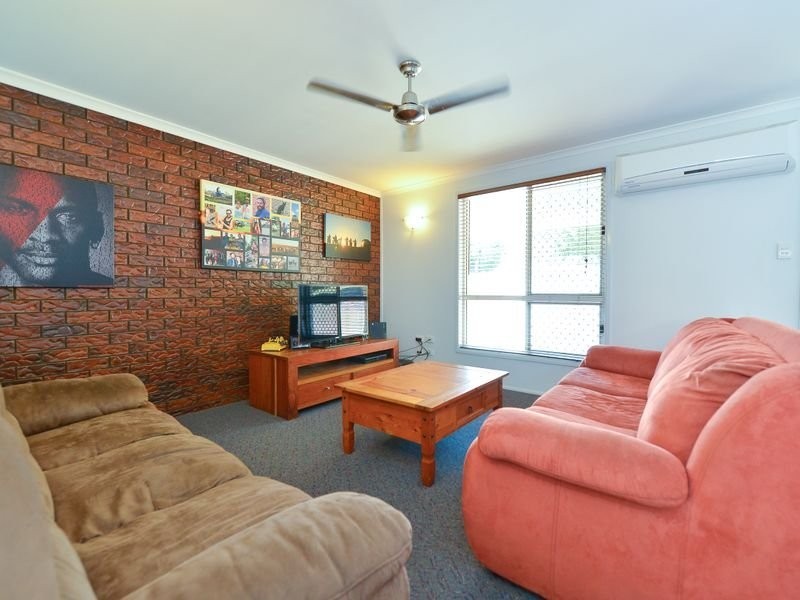 43 INTREPID STREET, Clinton QLD 4680