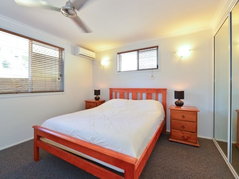 43 INTREPID STREET, Clinton QLD 4680
