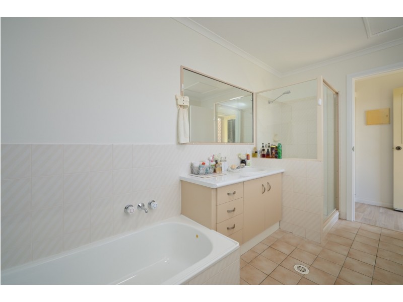 1/5 WILLIAM STREET, Gladstone QLD 4680