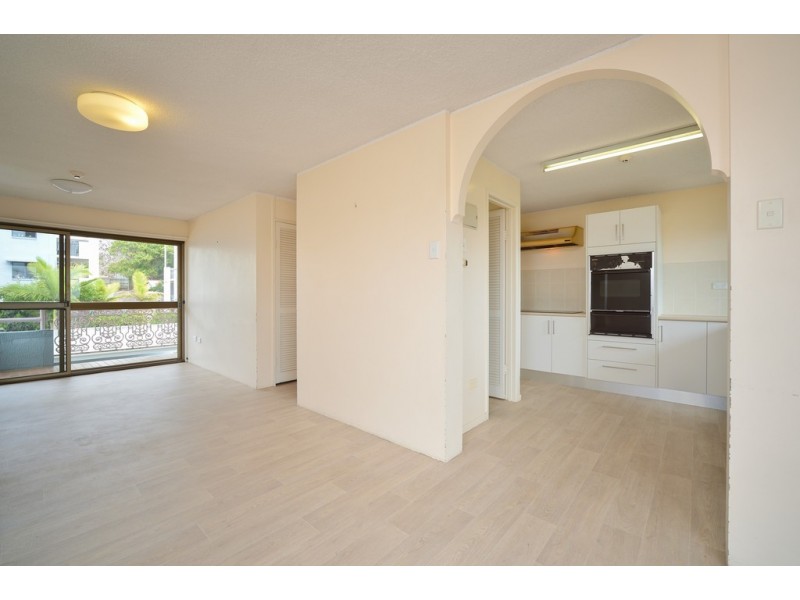 13/7 KENT STREET, West Gladstone QLD 4680