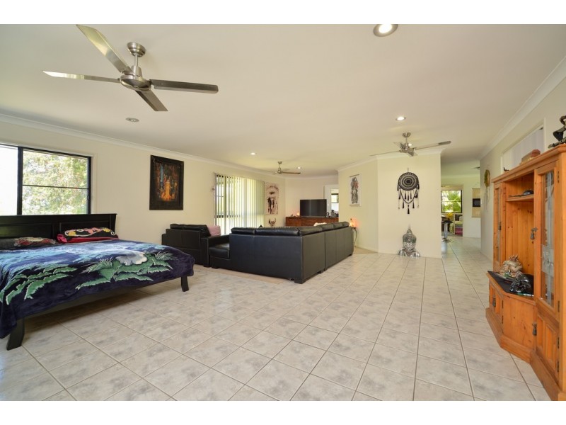 17 STITT CLOSE, Glen Eden QLD 4680