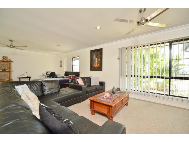 17 STITT CLOSE, Glen Eden QLD 4680