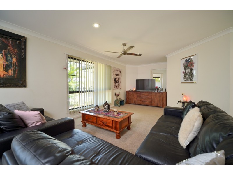 17 STITT CLOSE, Glen Eden QLD 4680