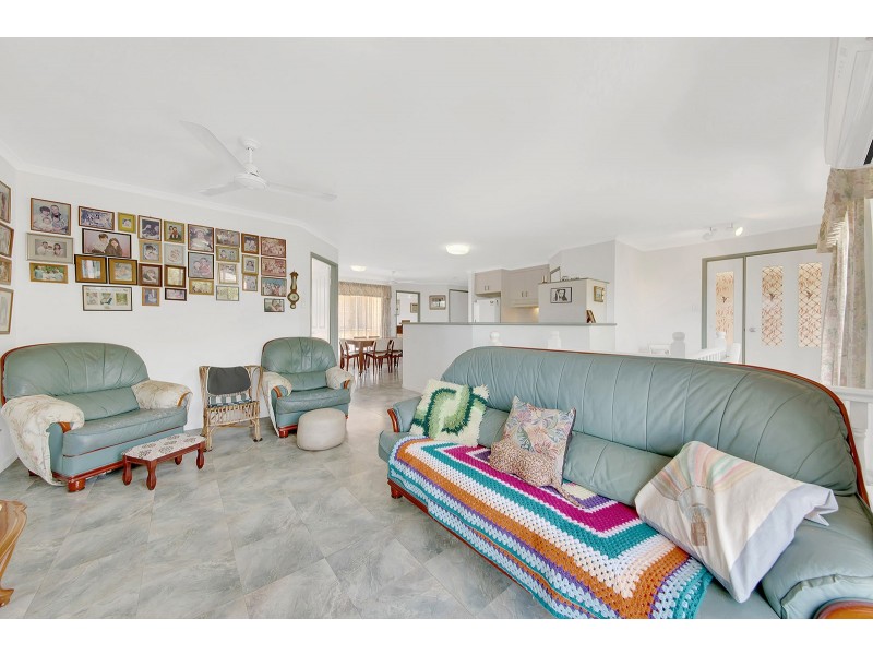 92 DIXON DRIVE, Telina QLD 4680