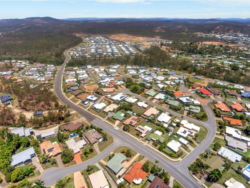 92 DIXON DRIVE, Telina QLD 4680