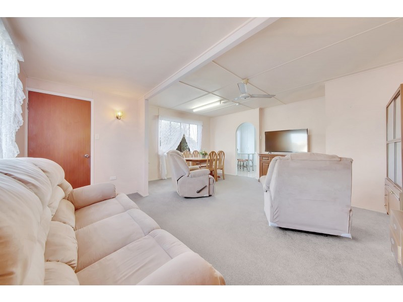 18 MCCRAY STREET, Barney Point QLD 4680