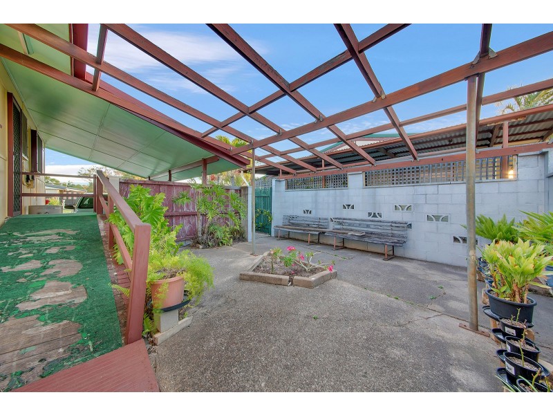 18 MCCRAY STREET, Barney Point QLD 4680