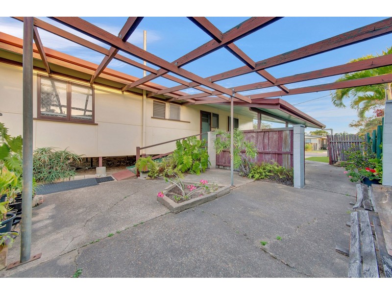 18 MCCRAY STREET, Barney Point QLD 4680