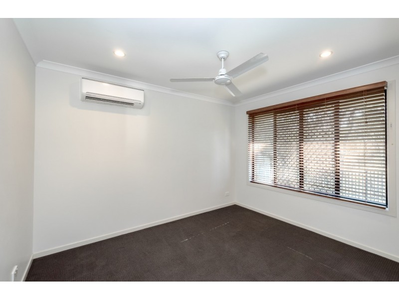 4 BEAVER AVENUE, South Gladstone QLD 4680