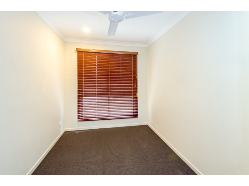 3 ALBATROS CLOSE, South Gladstone QLD 4680
