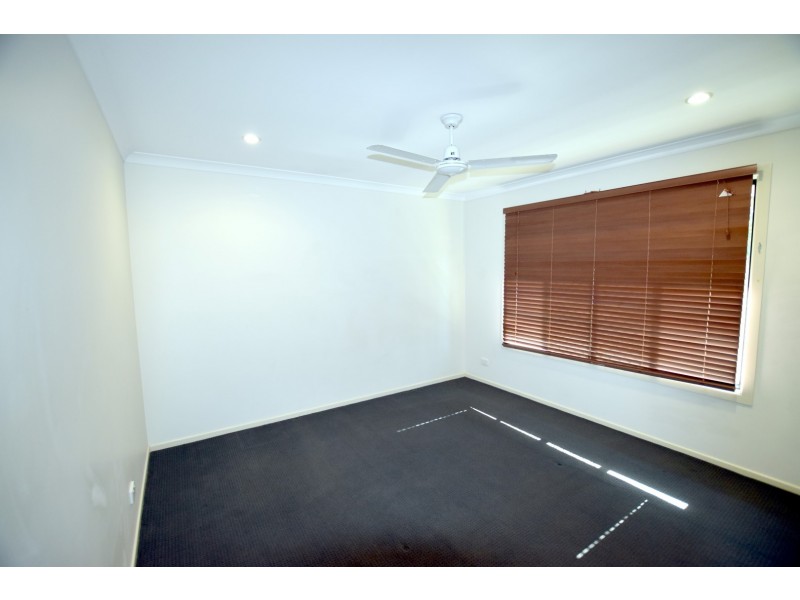 6 BEAVER AVENUE, South Gladstone QLD 4680