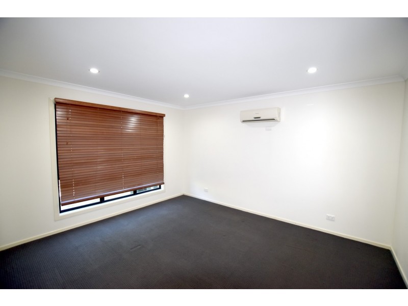 6 BEAVER AVENUE, South Gladstone QLD 4680