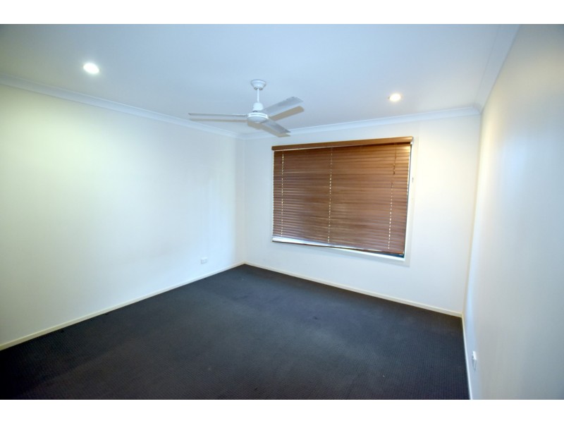 6 BEAVER AVENUE, South Gladstone QLD 4680