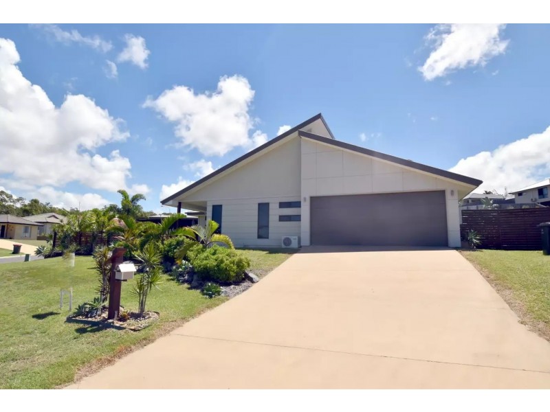 10 Leichhardt Ct, Glen Eden QLD 4680