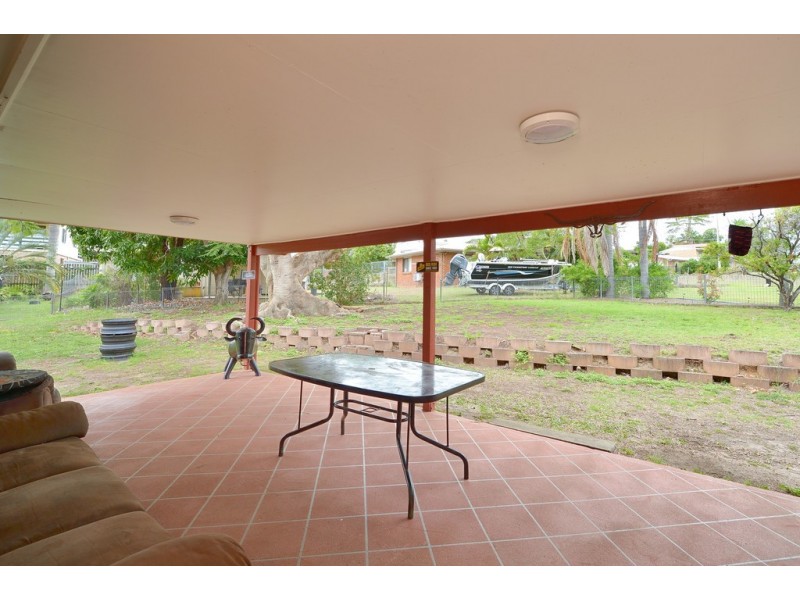 8 TENBY CLOSE, Telina QLD 4680