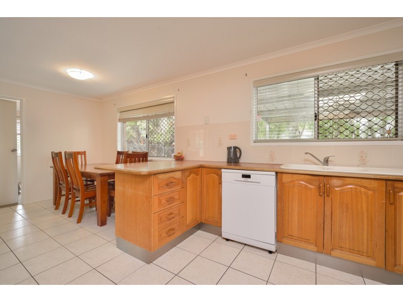 8 TENBY CLOSE, Telina QLD 4680