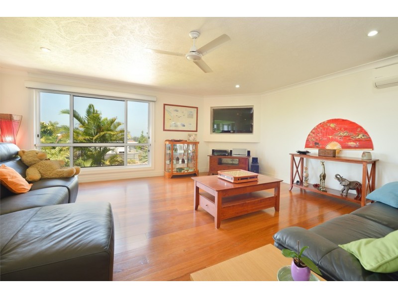 132 OAKA LANE, Gladstone QLD 4680