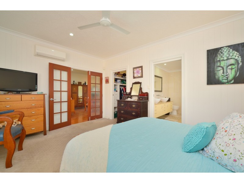 132 OAKA LANE, Gladstone QLD 4680