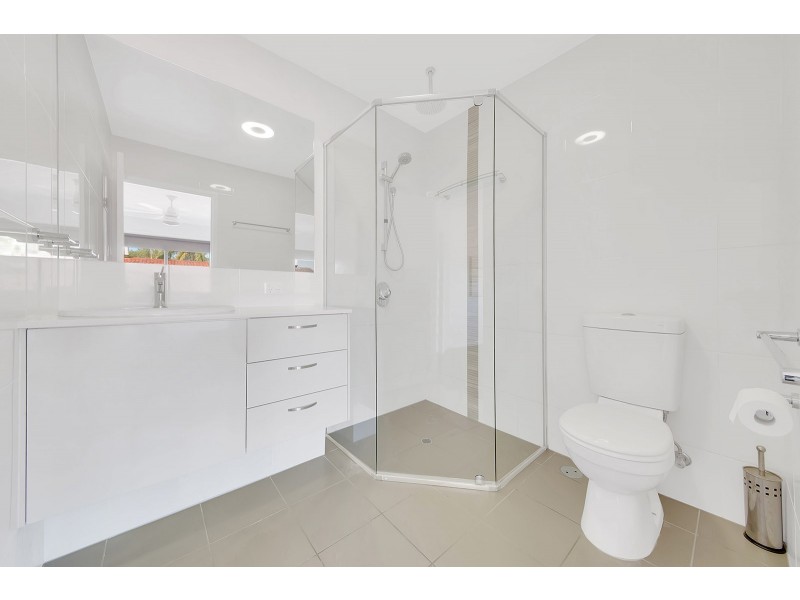 100 GLENLYON STREET, Gladstone QLD 4680