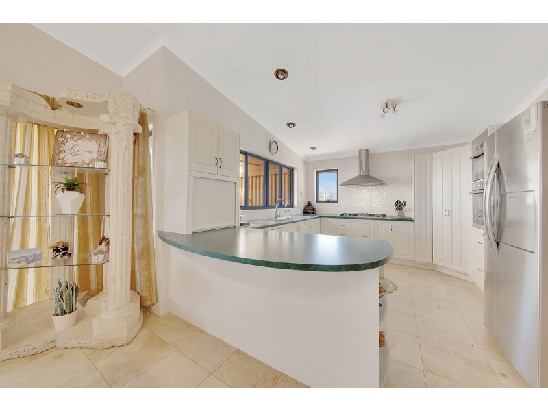 29 FLINDERS STREET, West Gladstone QLD 4680