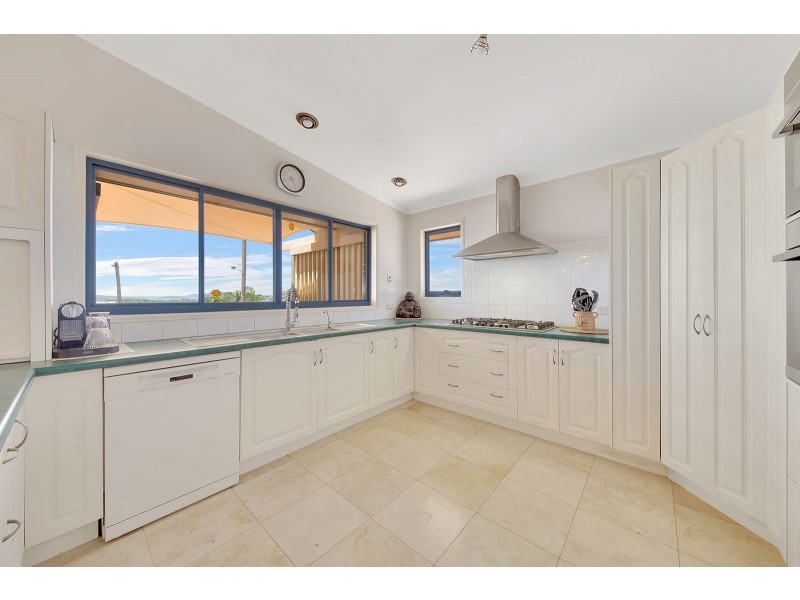 29 FLINDERS STREET, West Gladstone QLD 4680