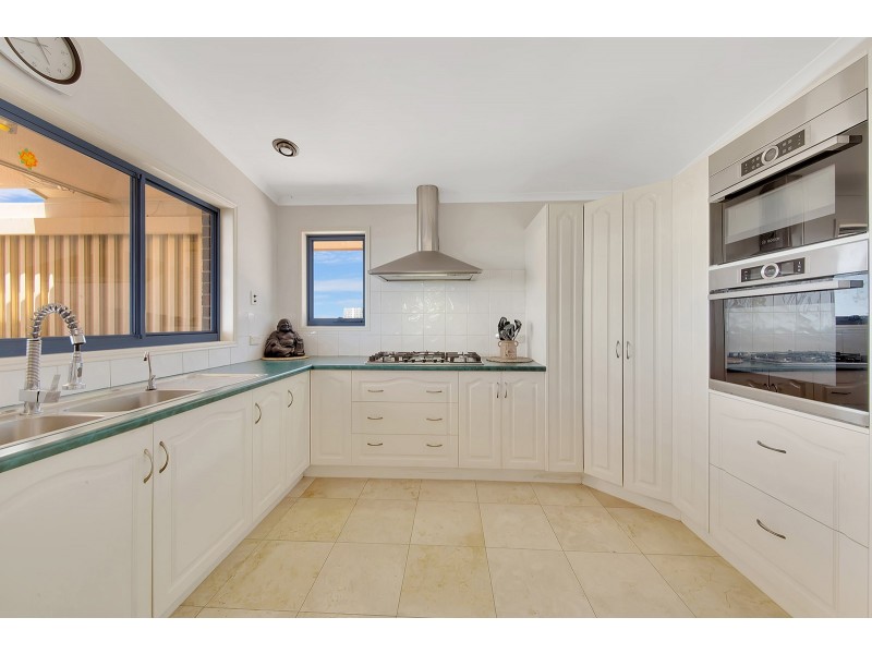 29 FLINDERS STREET, West Gladstone QLD 4680