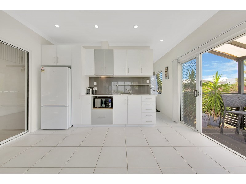 18 HARMONY DRIVE, Clinton QLD 4680