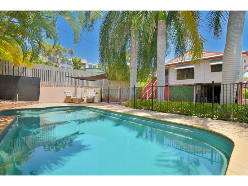 25 EDEN STREET, South Gladstone QLD 4680