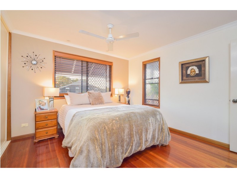 25 EDEN STREET, South Gladstone QLD 4680